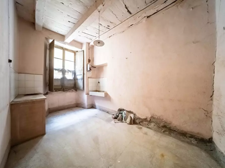 Immagine 7 di Appartamento in vendita  in Via 24 maggio 7/9 a Corniglio