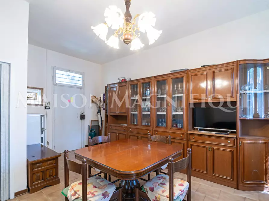 Immagine 3 di Appartamento in vendita  in Via Giuseppe Giusti a Comacchio