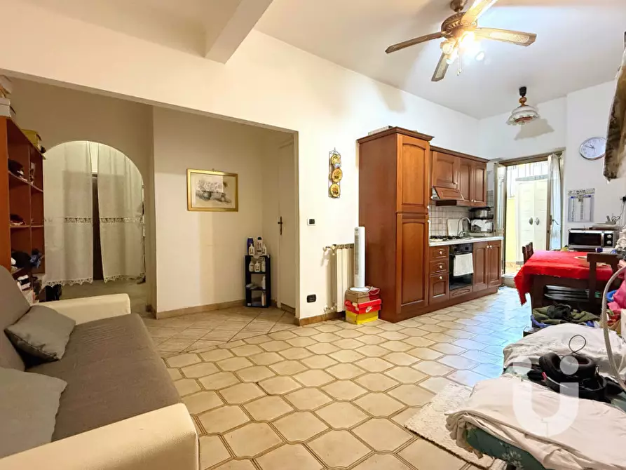 Immagine 2 di Appartamento in vendita  in Via Oderisi da Gubbio a Roma