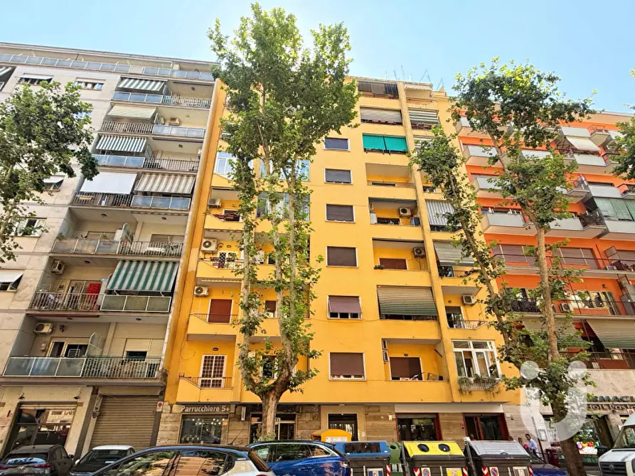 Immagine 10 di Appartamento in vendita  in Via Oderisi da Gubbio a Roma