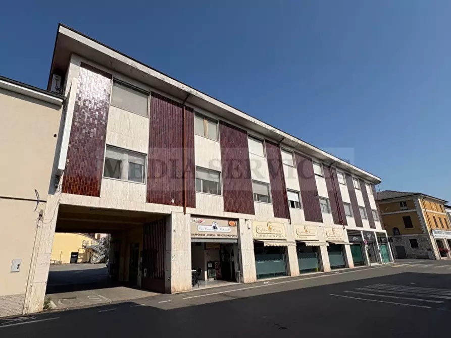 Immagine 2 di Appartamento in vendita  in via Giuseppe Garibaldi n° 54 a Mede