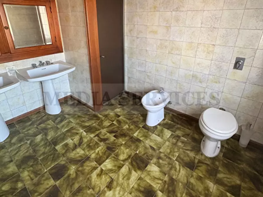 Immagine 26 di Appartamento in vendita  in via Giuseppe Garibaldi n° 54 a Mede