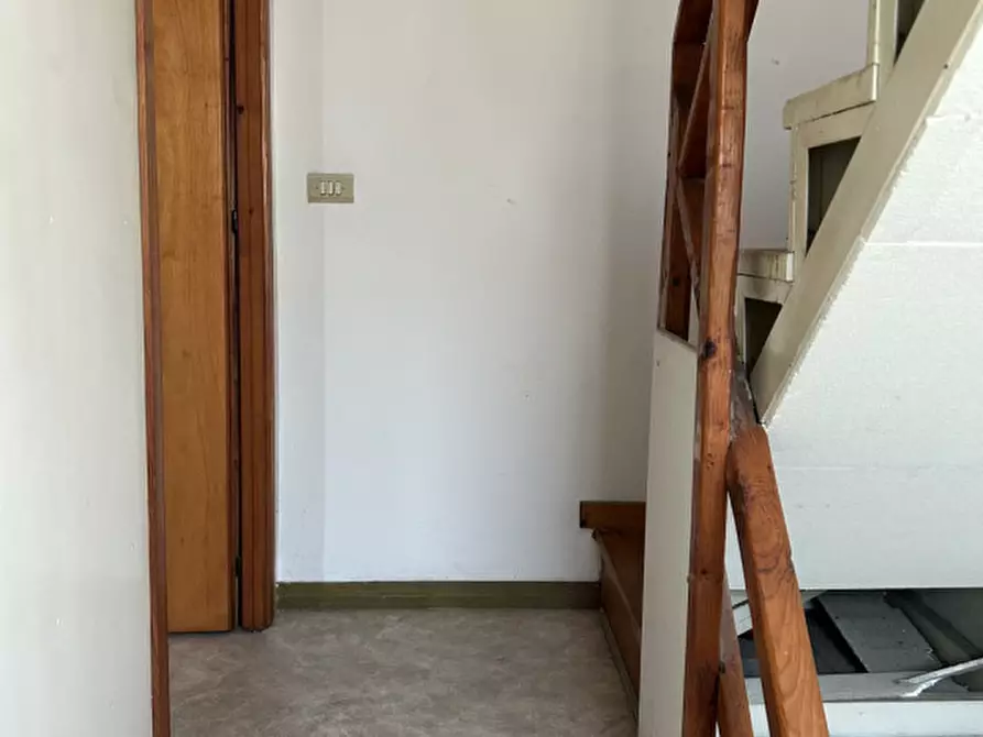 Immagine 5 di Villetta a schiera in vendita  in Via G breganze 60 a Torrebelvicino