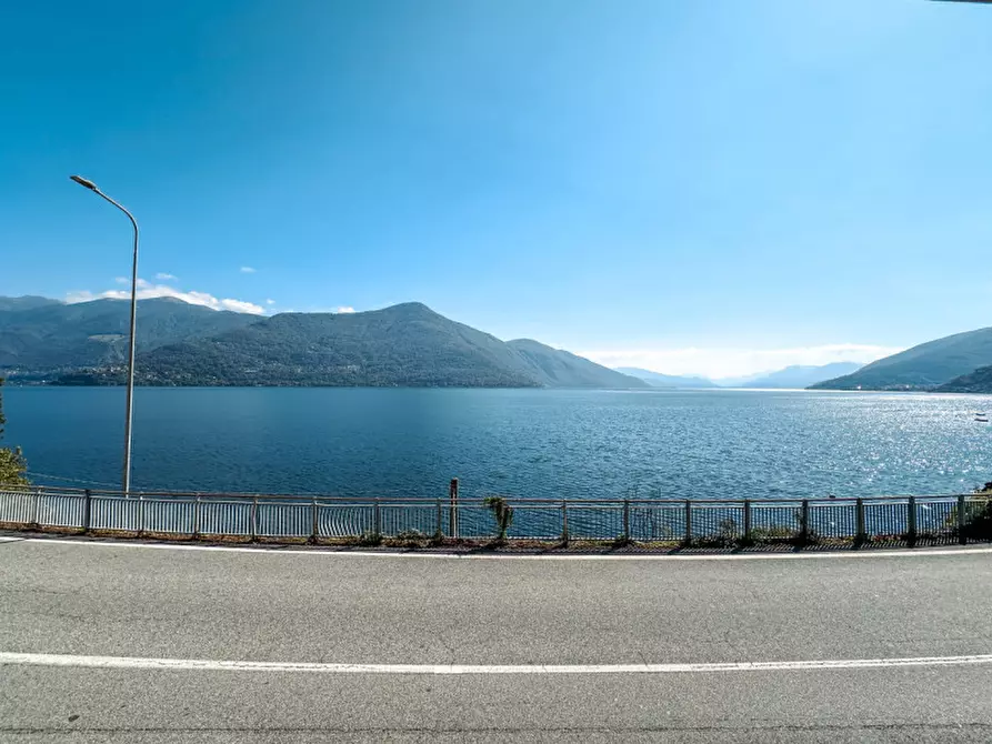 Immagine 3 di Casa bifamiliare in vendita  in strada nazionale 93/A a Cannobio