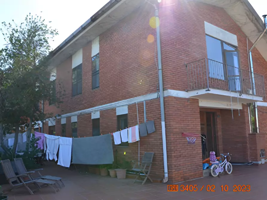 Immagine 2 di Villa in vendita  in VIA A MEREU 73 a Nuoro