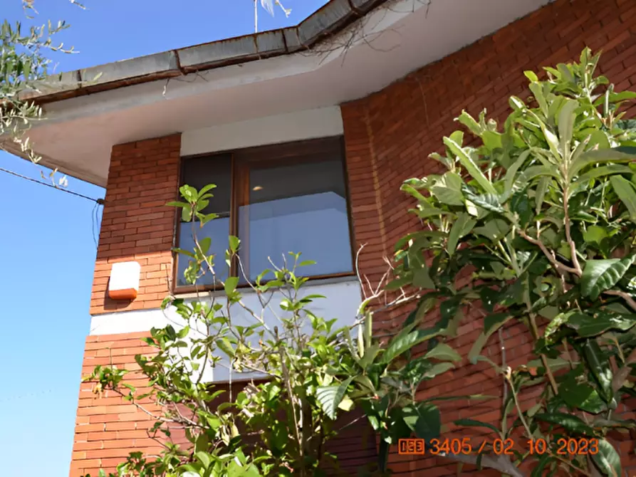 Immagine 3 di Villa in vendita  in VIA A MEREU 73 a Nuoro
