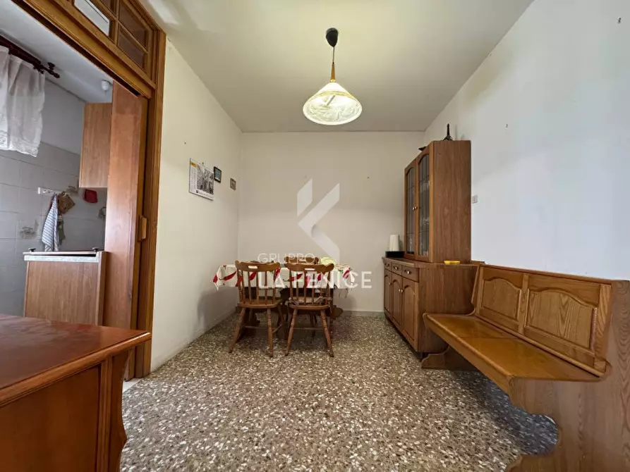 Immagine 11 di Appartamento in vendita  in Via Carlo Colucci a Martina Franca