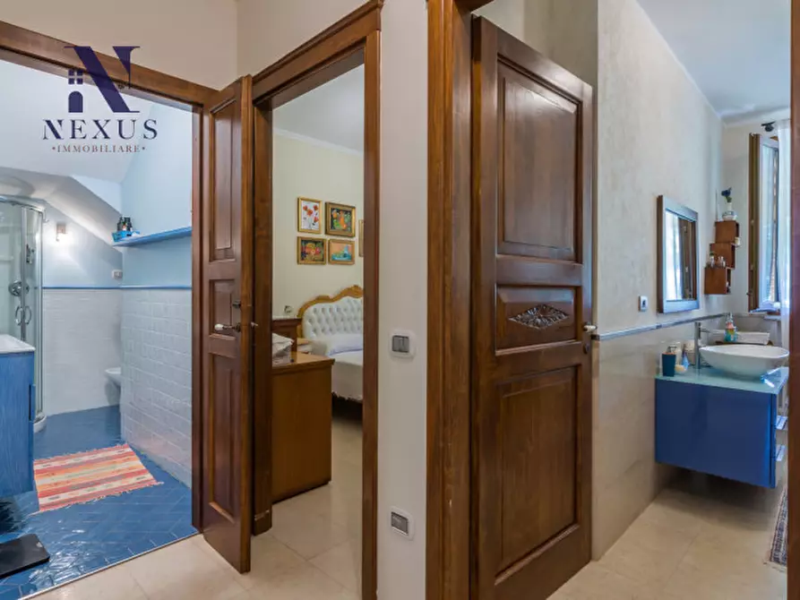 Immagine 25 di Villa in vendita  a Fano