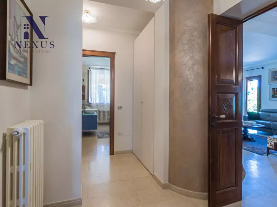 Immagine 26 di Villa in vendita  a Fano