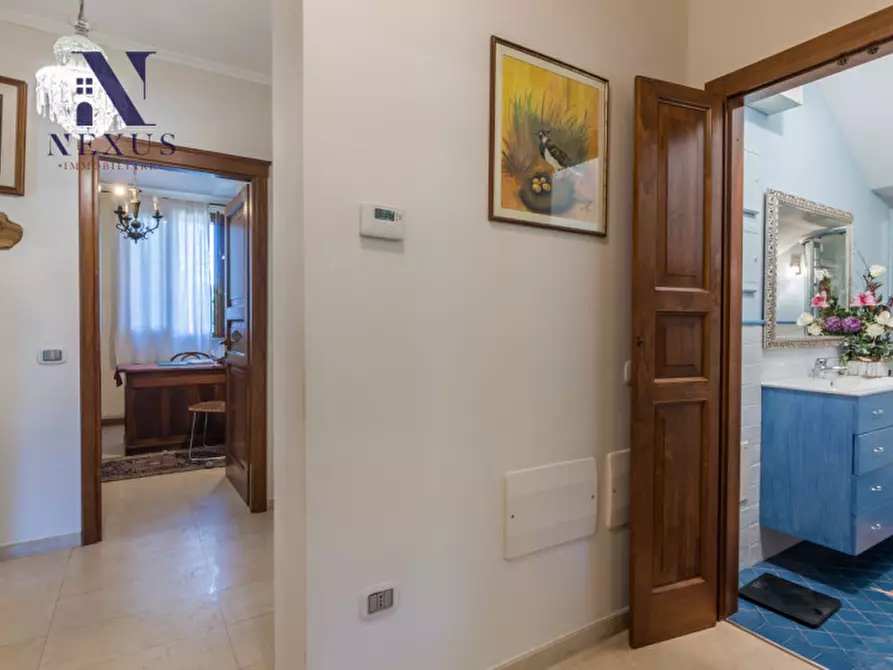 Immagine 27 di Villa in vendita  a Fano