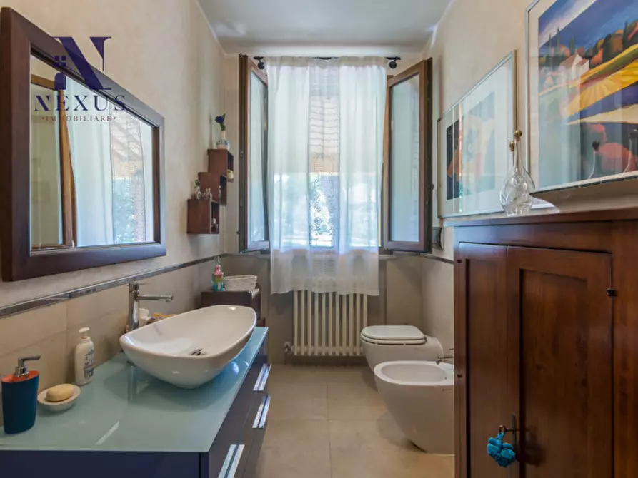 Immagine 29 di Villa in vendita  a Fano