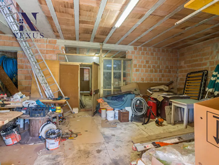 Immagine 45 di Villa in vendita  a Fano