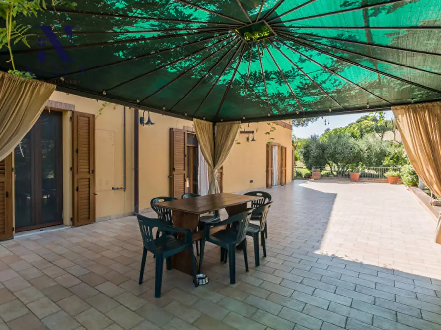 Immagine 69 di Villa in vendita  a Fano