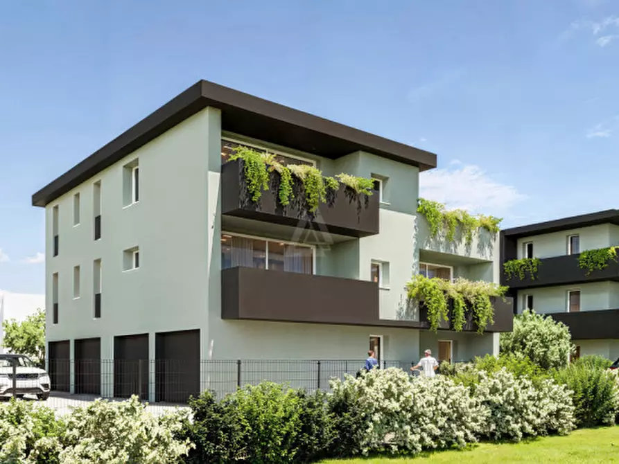 Immagine 8 di Appartamento in vendita  in Via Alessandro Manzoni a Castelfranco Veneto