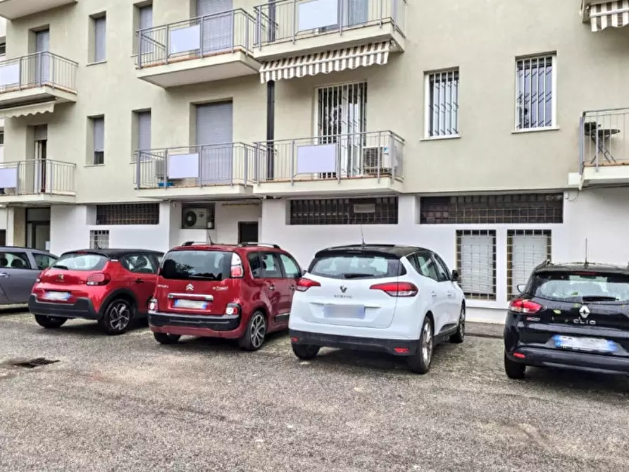 Immagine 18 di Negozio in vendita  in Via Antonio Federico Ozanam, 8, 36100 Vicenza VI, Italia a Vicenza