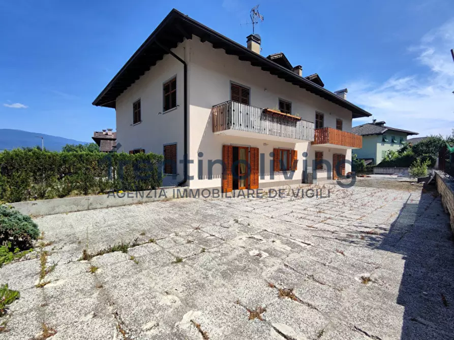 Immagine 1 di Appartamento in vendita  in Via Giacomo Matteotti a Cles