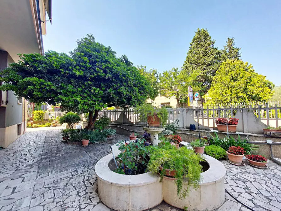 Immagine 1 di Appartamento in vendita  in Strada Campolimpido a Tivoli