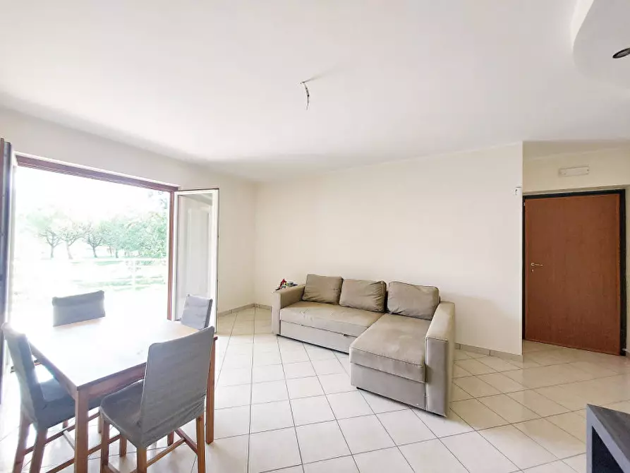 Immagine 5 di Appartamento in vendita  in via piergiorgio gallotti a Tivoli