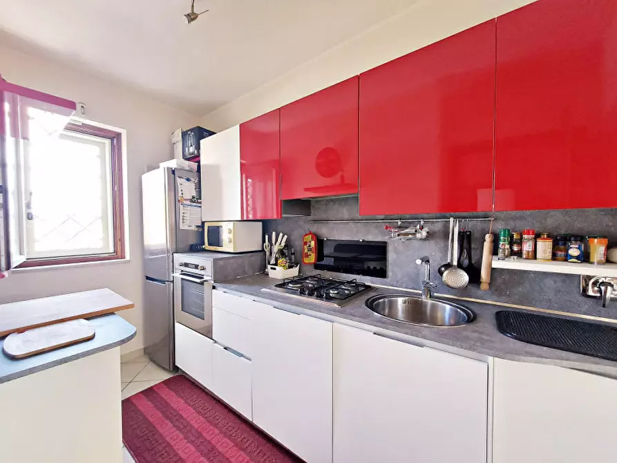 Immagine 13 di Appartamento in vendita  in via piergiorgio gallotti a Tivoli