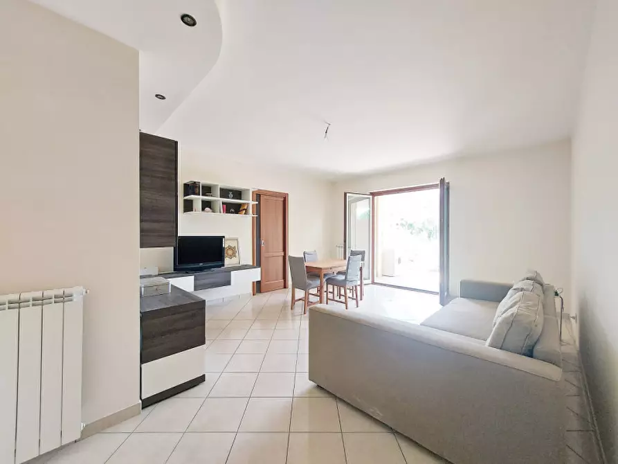 Immagine 25 di Appartamento in vendita  in via piergiorgio gallotti a Tivoli