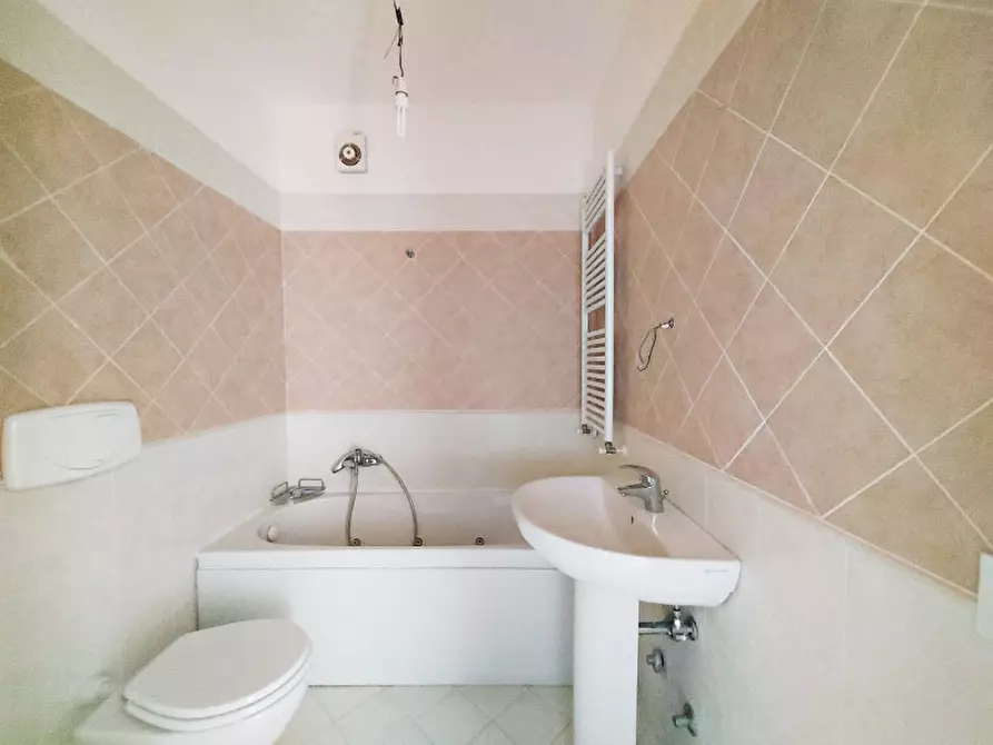 Immagine 41 di Appartamento in vendita  in via piergiorgio gallotti a Tivoli