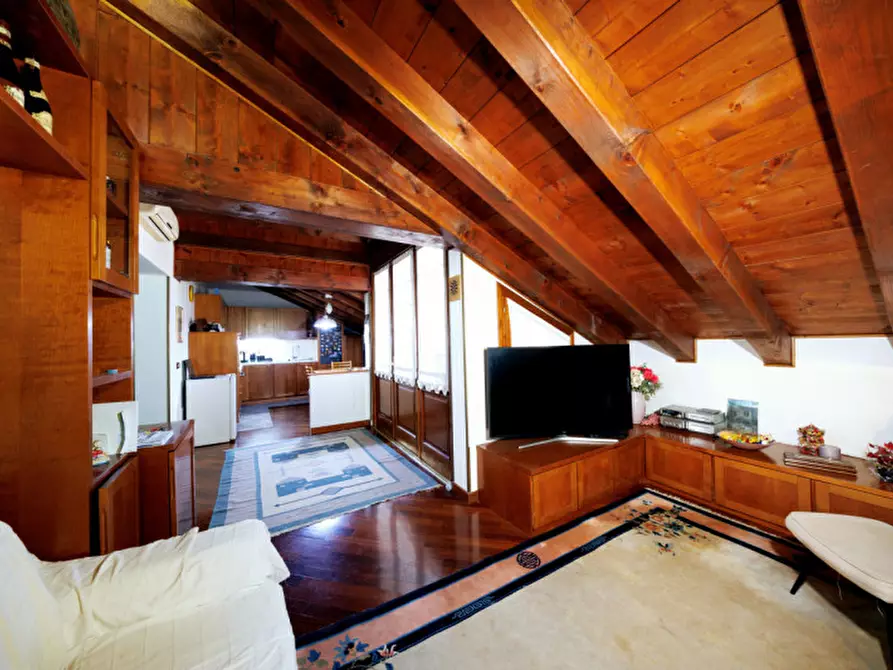 Immagine 4 di Appartamento in vendita  in VIA MASSIMO D'AZEGLIO a Este