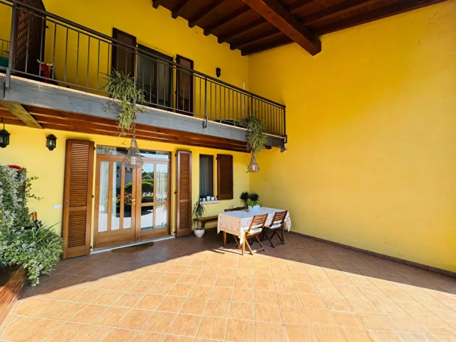 Immagine 10 di Villa in vendita  a Calvisano