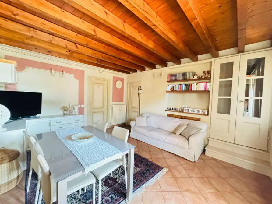 Immagine 14 di Villa in vendita  a Calvisano