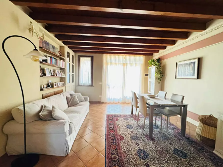 Immagine 14 di Villa in vendita  a Calvisano