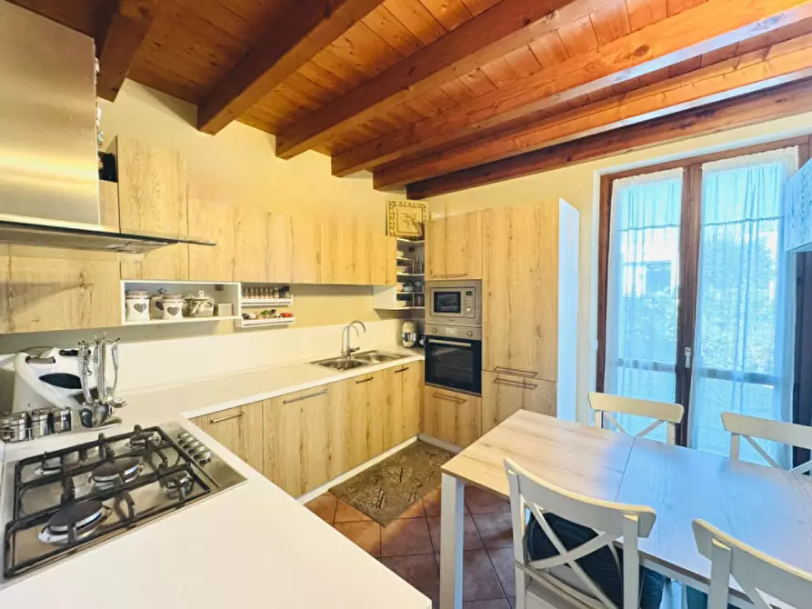 Immagine 18 di Villa in vendita  a Calvisano