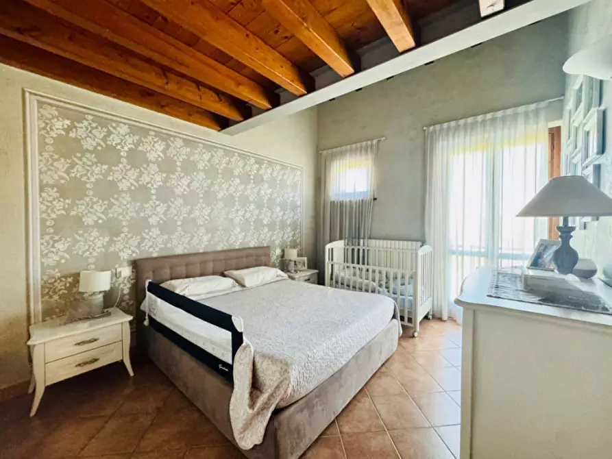 Immagine 25 di Villa in vendita  a Calvisano