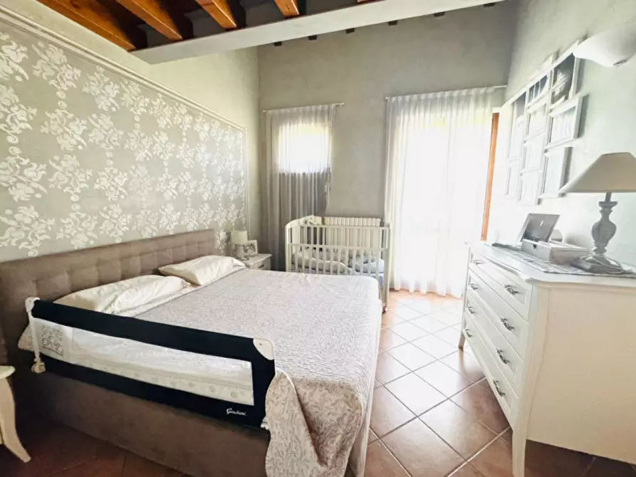 Immagine 26 di Villa in vendita  a Calvisano