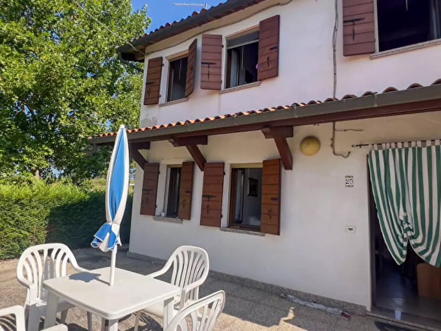 Immagine 2 di Casa bifamiliare in vendita  a Correzzola