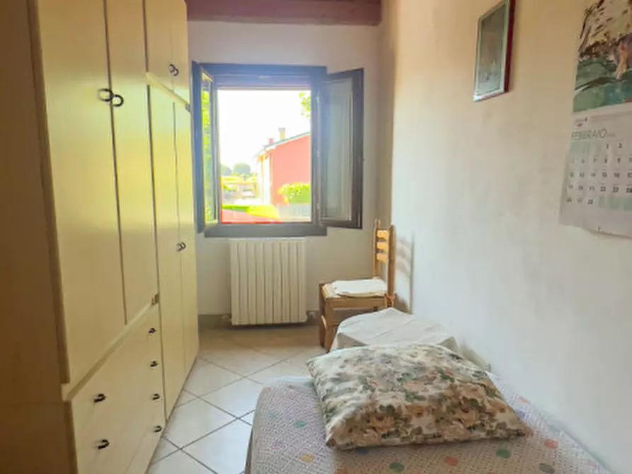 Immagine 13 di Casa bifamiliare in vendita  a Correzzola