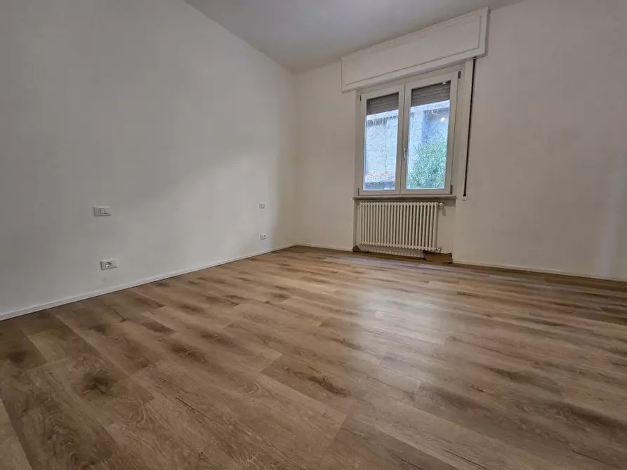 Immagine 10 di Appartamento in vendita  in via Visca a Savona