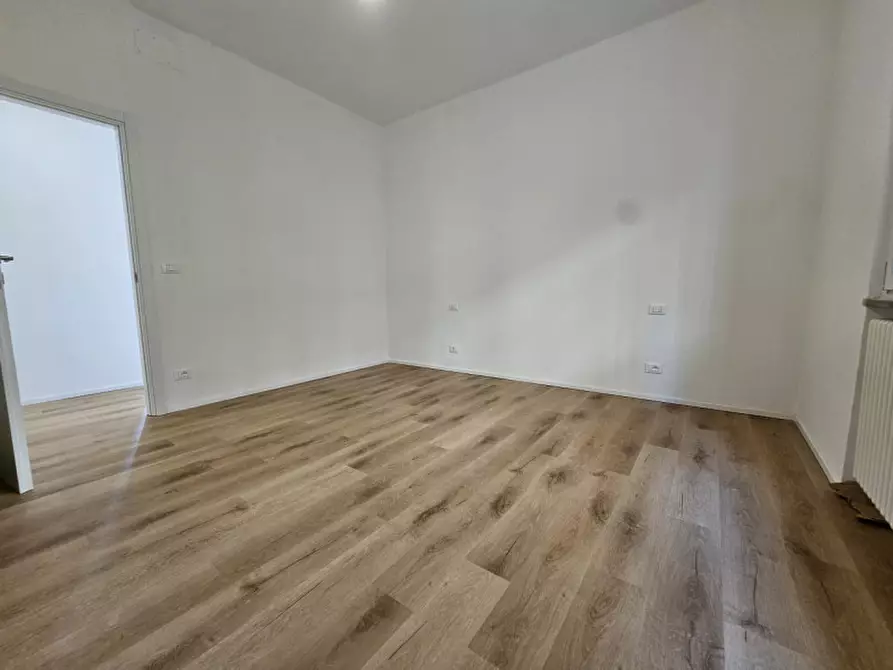 Immagine 11 di Appartamento in vendita  in via Visca a Savona