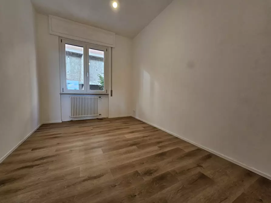 Immagine 12 di Appartamento in vendita  in via Visca a Savona