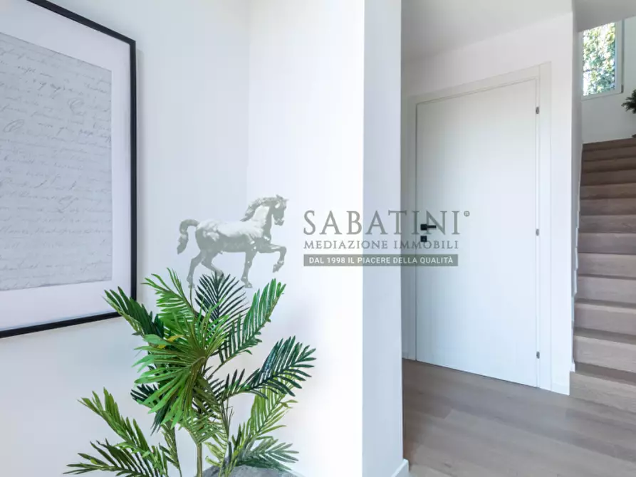 Immagine 3 di Villa in vendita  a Monza