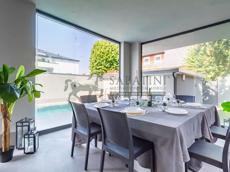 Immagine 16 di Villa in vendita  a Monza