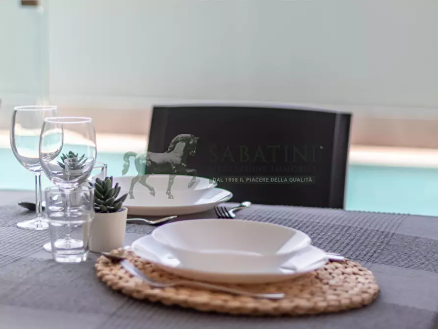 Immagine 18 di Villa in vendita  a Monza