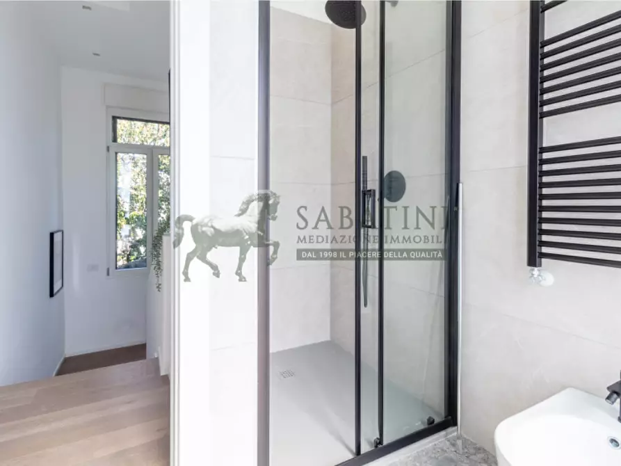 Immagine 22 di Villa in vendita  a Monza