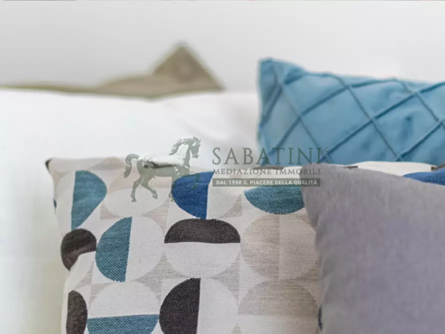 Immagine 33 di Villa in vendita  a Monza