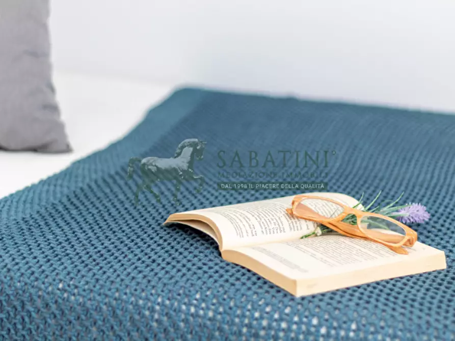 Immagine 34 di Villa in vendita  a Monza