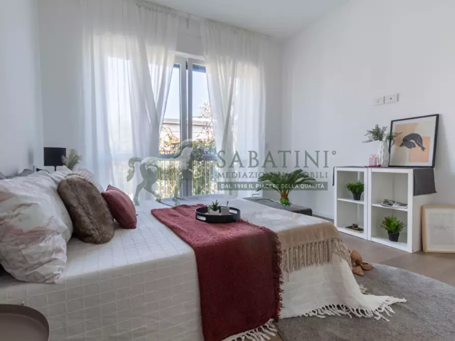 Immagine 41 di Villa in vendita  a Monza