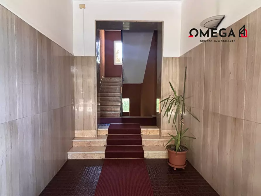 Immagine 3 di Appartamento in vendita  in Via del Carpineto 10/4 a Trieste