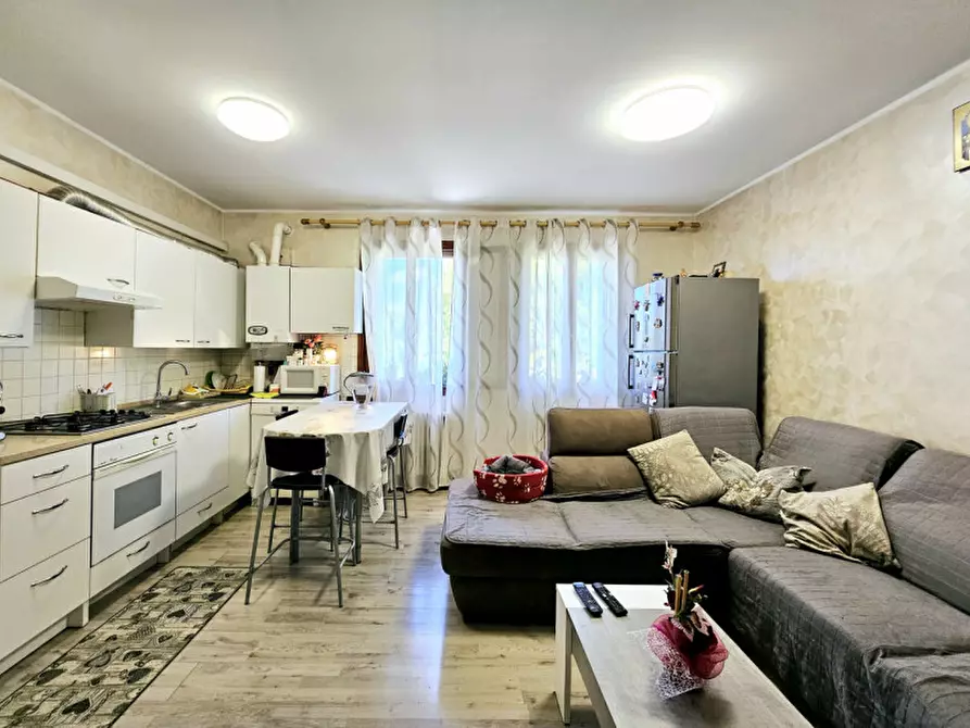 Immagine 1 di Appartamento in vendita  in VIA SBARRA a Borgo Veneto