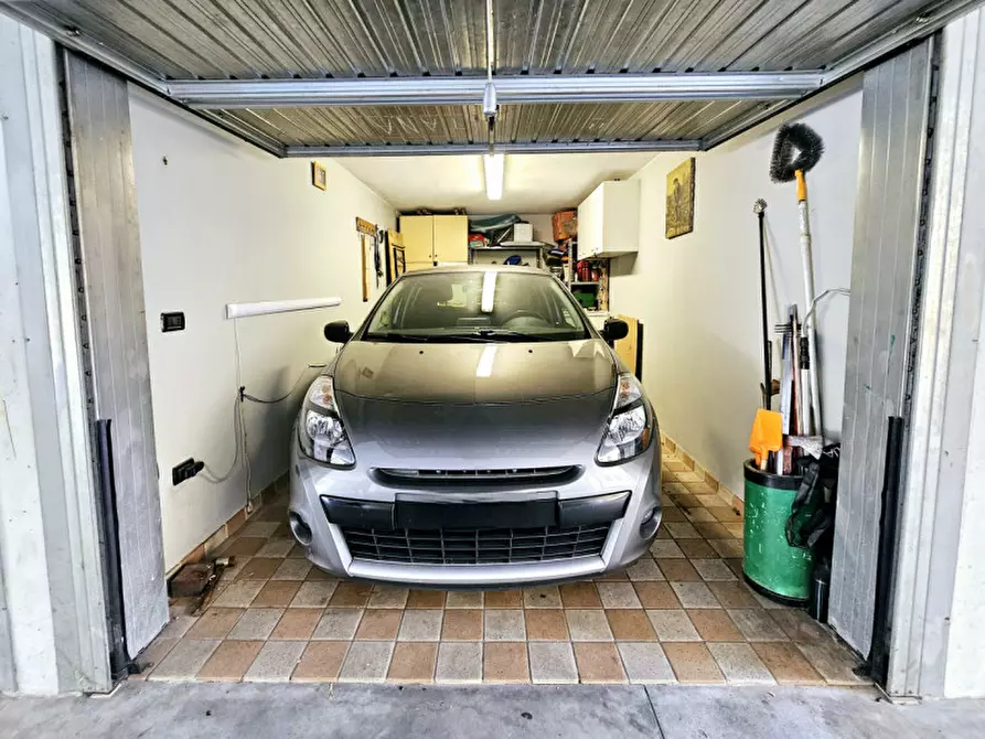 Immagine 12 di Appartamento in vendita  in VIA SBARRA a Borgo Veneto