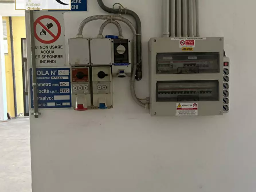 Immagine 11 di Capannone industriale in affitto  a Badia Polesine