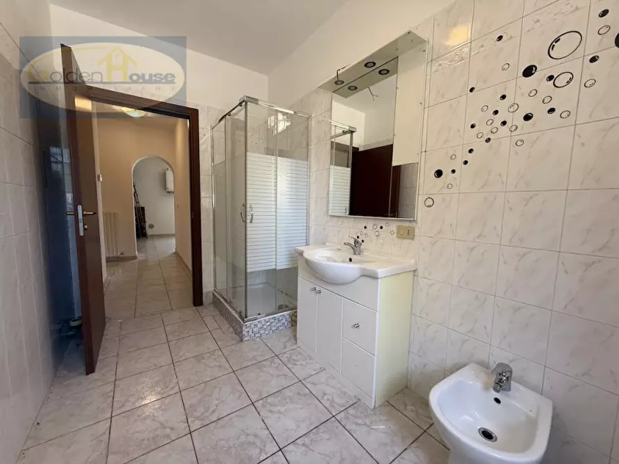 Immagine 11 di Palazzo in vendita  in Via Lumaca 19 a Molinella