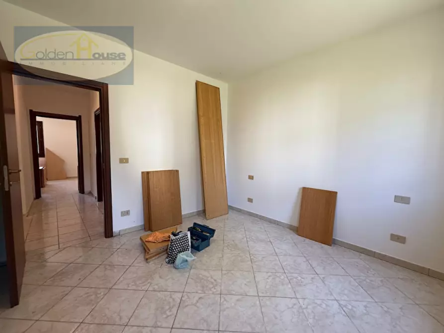 Immagine 14 di Palazzo in vendita  in Via Lumaca 19 a Molinella